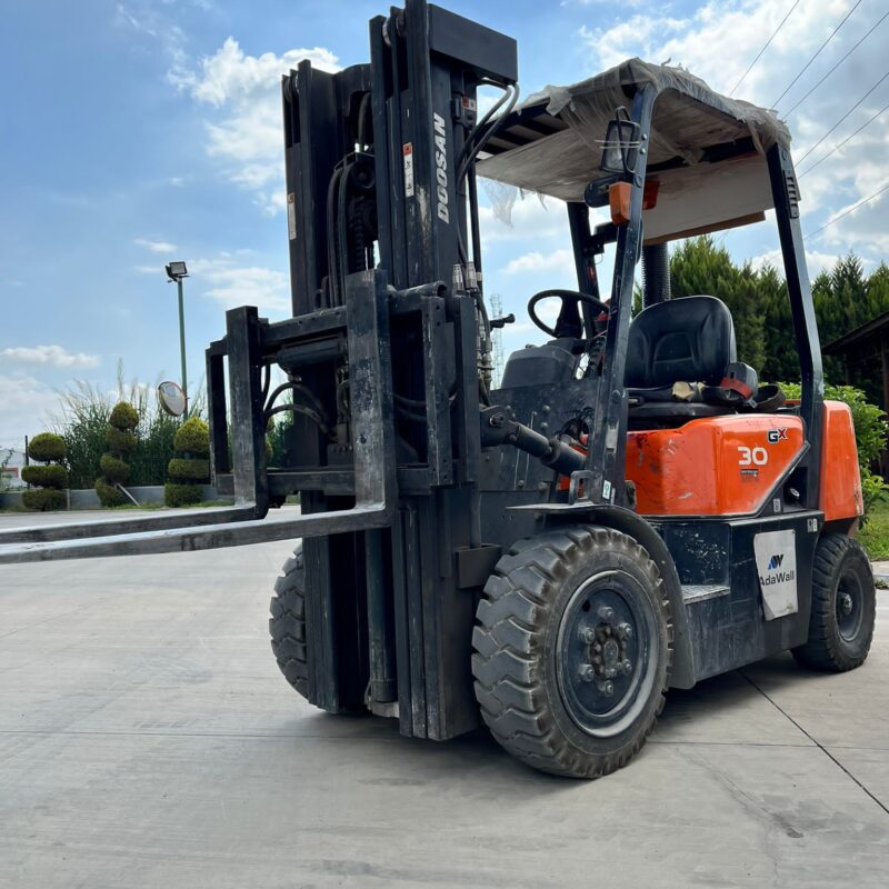 DİZEL FORKLİFT DOOSAN D30G