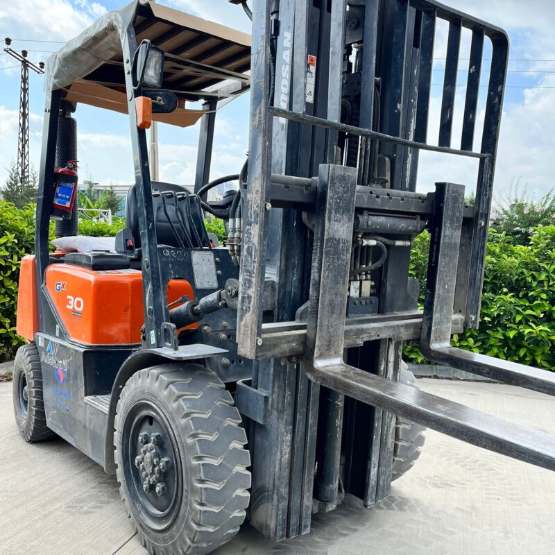 DİZEL FORKLİFT DOOSAN D30G